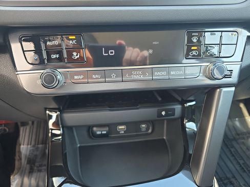 New 2026 Kia Seltos SX image 22
