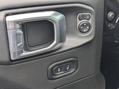 New 2026 Jeep Gladiator Sport image 10