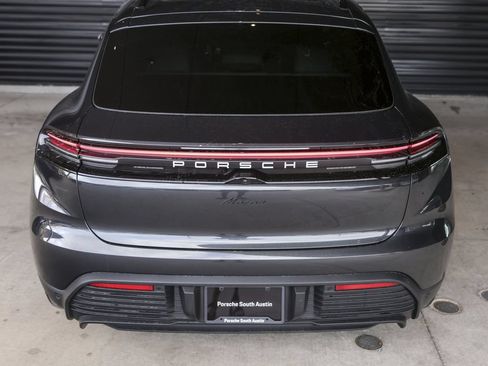 New 2026 Porsche Macan Electric RWD image 13