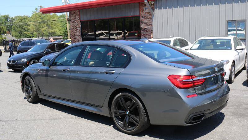 Used 2016 BMW 740i RWD image 5