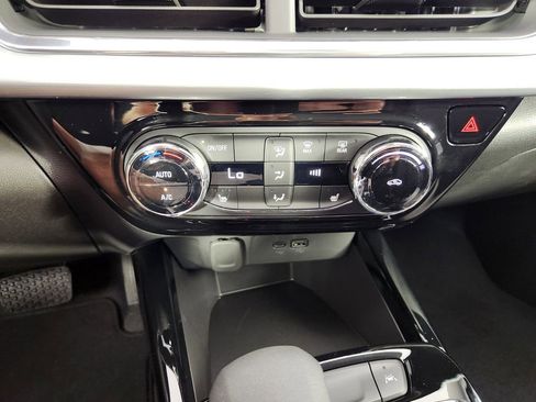 New 2026 Chevrolet Trax LT w/ Driver Confidence Package image 16