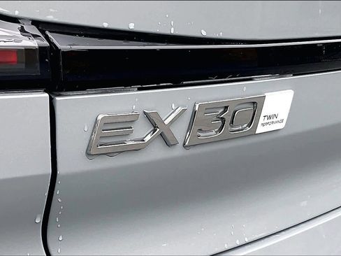 New 2026 Volvo EX30 Plus image 26