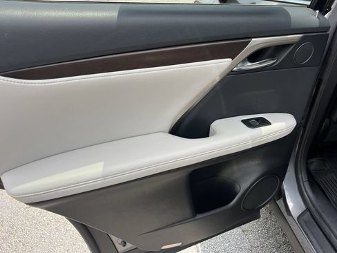 Used 2022 Lexus RX 350 FWD w/ Premium Package image 18