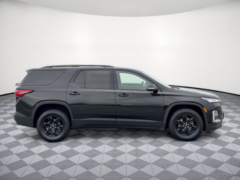 Used 2023 Chevrolet Traverse LT FWD image 8