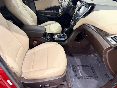 Used 2017 Hyundai Santa Fe Sport FWD image 45