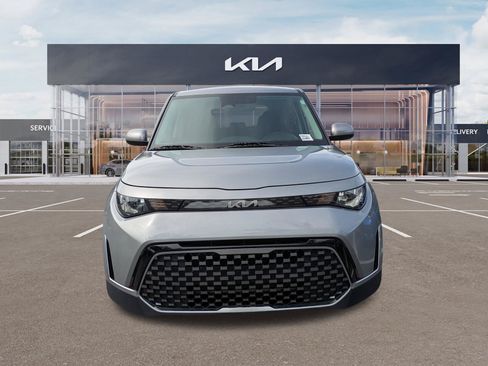 Certified 2023 Kia Soul LX w/ LX Technology Package FWD image 7