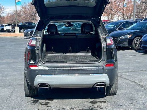 Used 2019 Jeep Cherokee Limited image 31