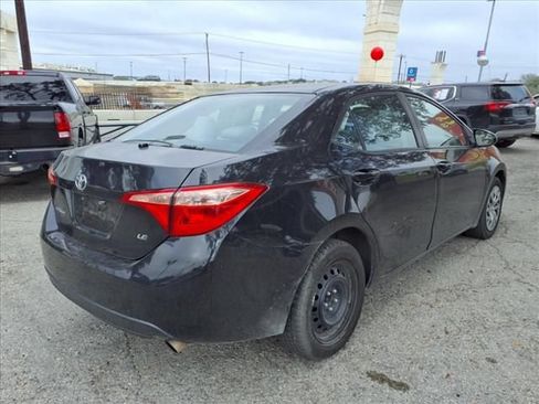 Used 2019 Toyota Corolla LE FWD image 3