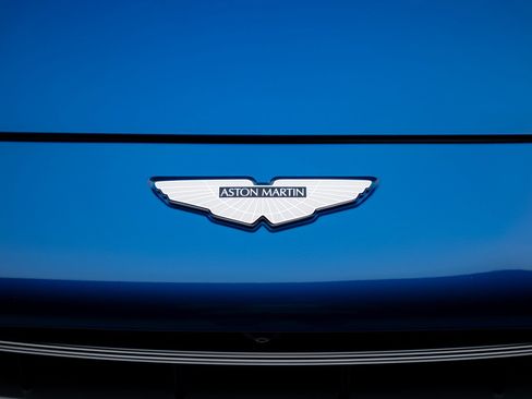 Used 2023 Aston Martin DBX 707 image 12