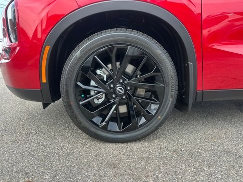 New 2026 Nissan Rogue SL AWD/4WD image 22