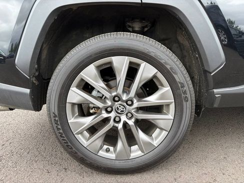 Used 2023 Toyota RAV4 XLE Premium AWD/4WD image 10