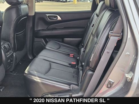Used 2020 Nissan Pathfinder SL image 17
