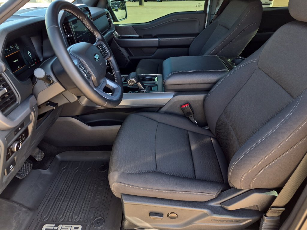 Used 2025 Ford F150 XLT w/ Equipment Group 301A Standard AWD/4WD image 29