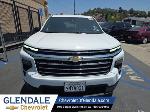 Certified 2024 Chevrolet Traverse LT AWD/4WD image 11