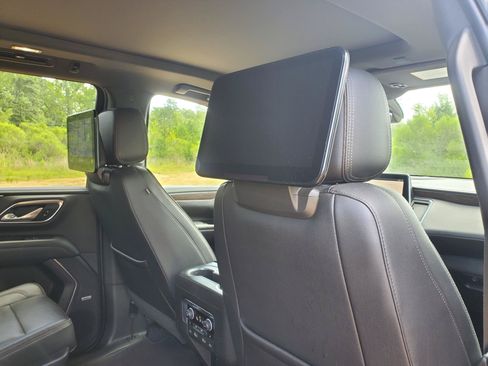 Used 2021 Chevrolet Suburban High Country w/ Premium Package AWD/4WD image 26