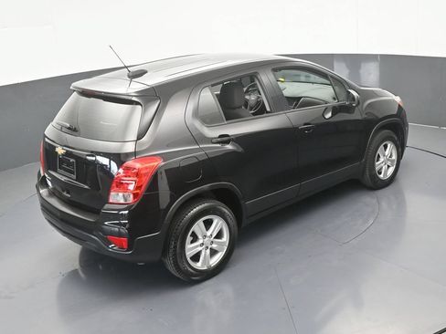 Used 2022 Chevrolet Trax LS AWD/4WD image 44