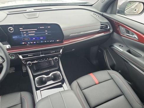 Certified 2026 Chevrolet Traverse RS image 13