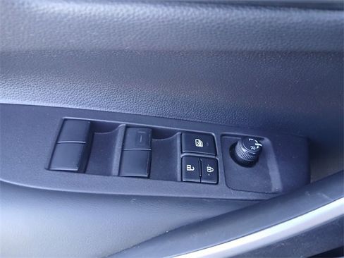 Certified 2024 Toyota Corolla SE image 28