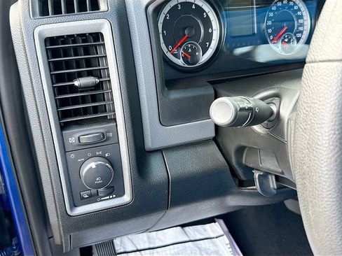 Used 2019 RAM 1500 Tradesman w/ Tradesman SXT Package RWD image 11