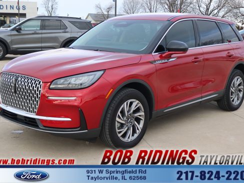 Used 2024 Lincoln Corsair Premiere w/ Rear Removable Package Tray image 1