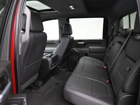 Used 2022 GMC Sierra 3500 Denali AWD/4WD image 16