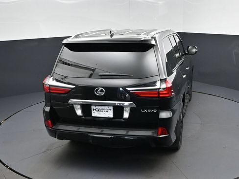 Used 2017 Lexus LX 570 4WD image 36