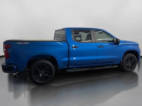 Used 2022 Chevrolet Silverado 1500 Custom w/ LPO, Dark Essentials Package AWD/4WD image 11