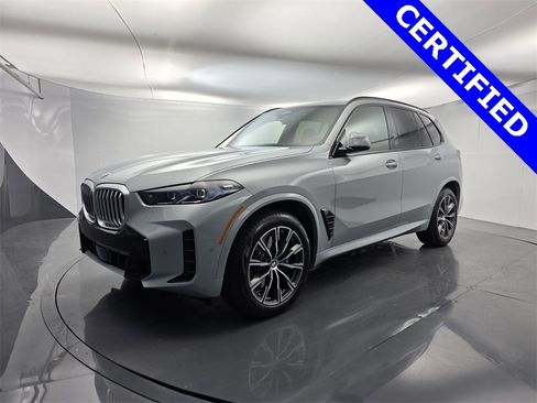 Certified 2026 BMW X5 xDrive40i w/ Executive Package image 8