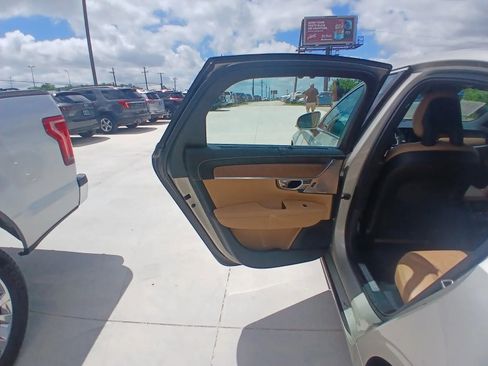 Used 2017 Volvo S90 T6 Inscription w/ Vision Package AWD/4WD image 13