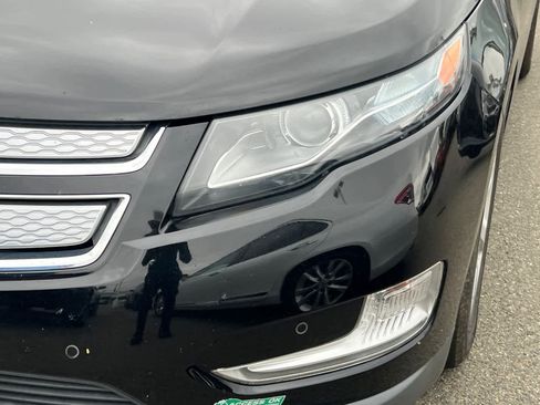 Used 2015 Chevrolet Volt Premium w/ Premium Trim Package FWD image 11
