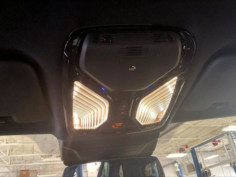 Certified 2024 BMW X5 xDrive50e image 34