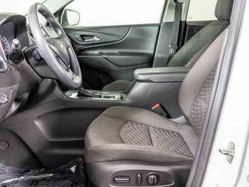 Used 2021 Chevrolet Equinox LT w/ LPO, Cargo Package AWD/4WD image 21