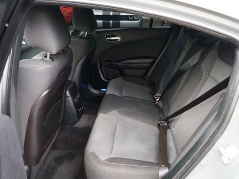 Used 2018 Dodge Charger R/T w/ Blacktop Package image 13