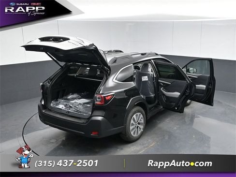 Used 2025 Subaru Outback Premium image 26