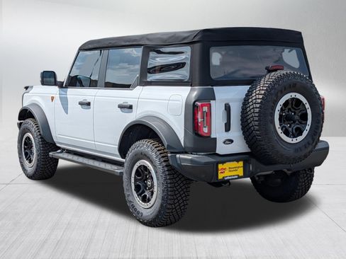 Used 2022 Ford Bronco Badlands AWD/4WD image 5