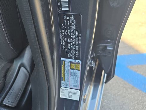 Used 2024 Kia Forte LXS FWD image 27