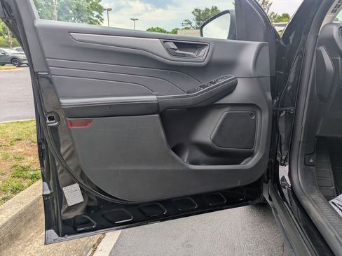 Used 2025 Ford Escape Active FWD image 11