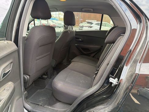 Certified 2022 Chevrolet Trax LS w/ Tint and Cruise Package image 14