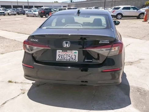 Used 2025 Honda Civic Sport Touring image 8