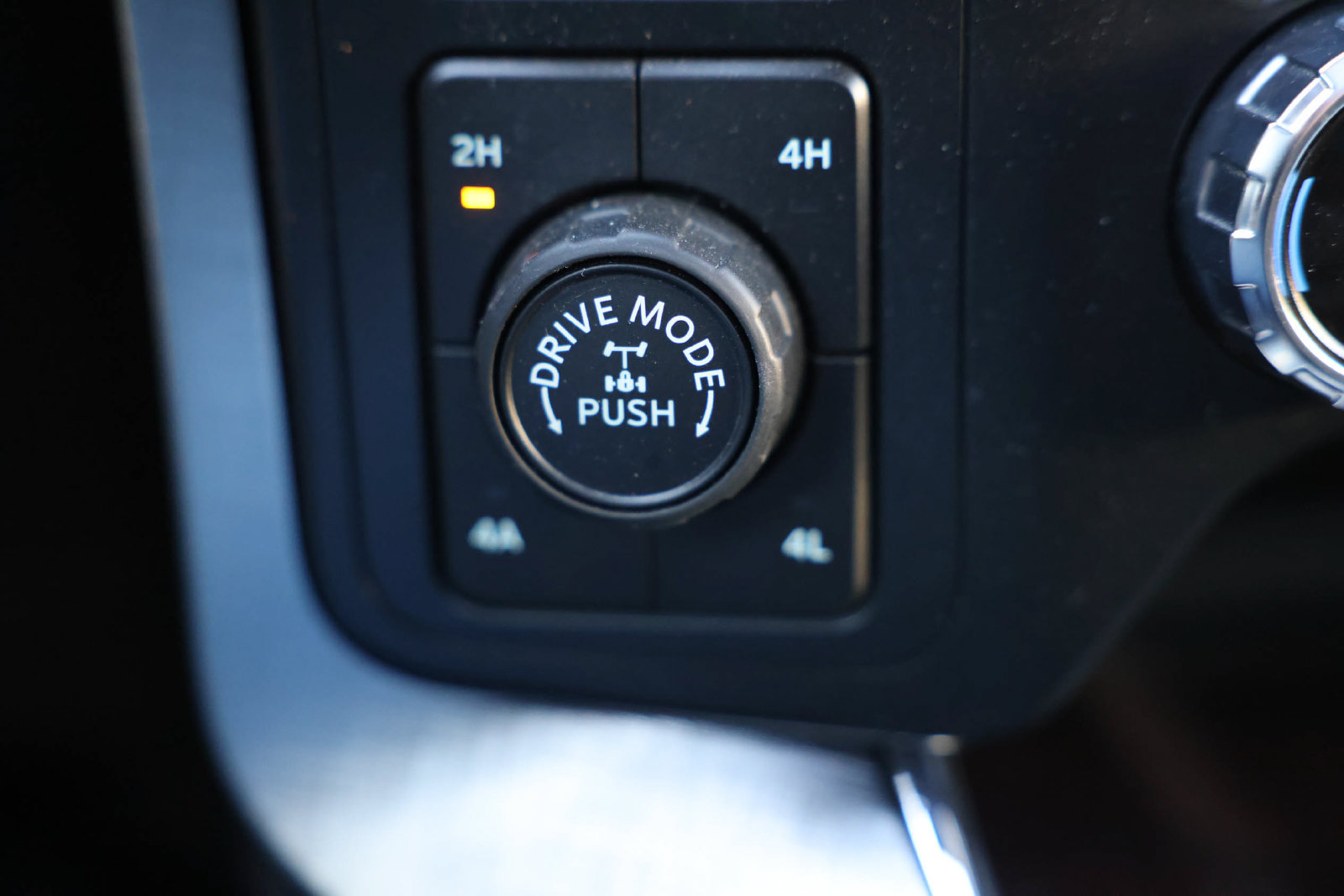 Used 2022 Ford F150 King Ranch w/ Equipment Group 601A High AWD/4WD image 31