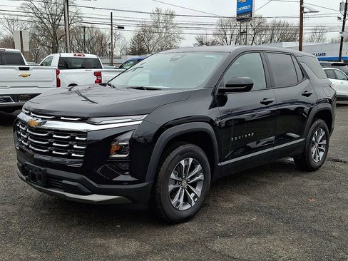 Used 2026 Chevrolet Equinox LT w/ Convenience Package II image 3