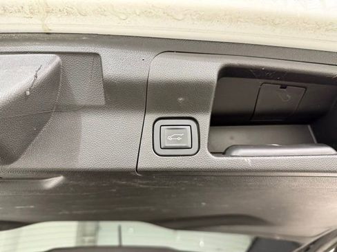 Used 2019 GMC Acadia SLT image 9