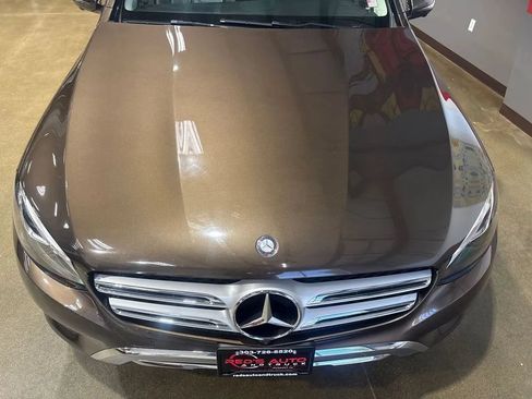 Used 2017 Mercedes-Benz GLC 300 4MATIC image 60