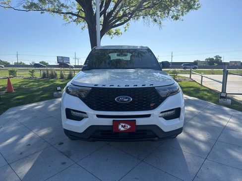 Used 2021 Ford Explorer ST w/ Equipment Group 401A AWD/4WD image 2