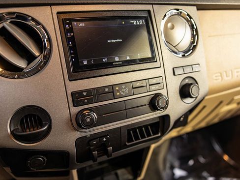 Used 2011 Ford F350 XLT w/ Camper Pkg image 24