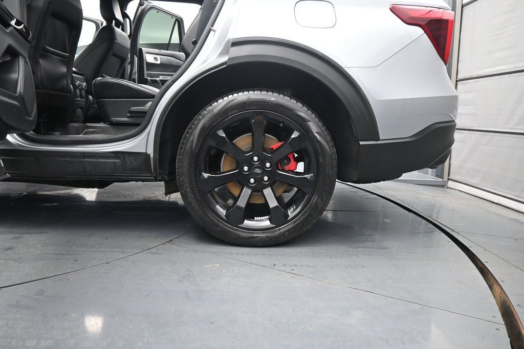 Used 2023 Ford Explorer ST w/ Equipment Group 401A AWD/4WD image 22