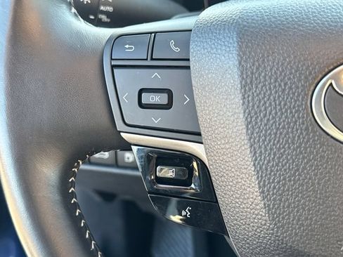 Used 2025 Toyota Camry SE FWD image 22
