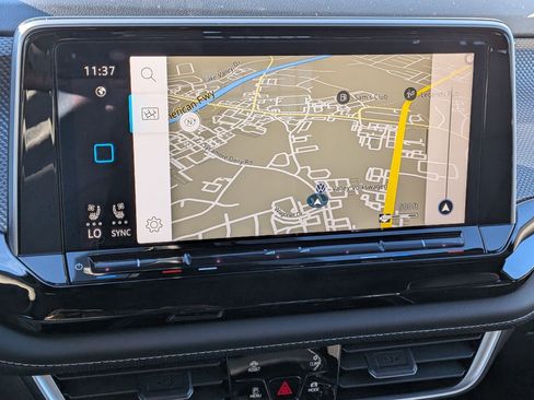 New 2026 Volkswagen Atlas Cross Sport SEL Premium R-Line image 23