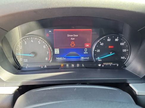 Used 2022 Ford Explorer XLT w/ Equipment Group 202A AWD/4WD image 31