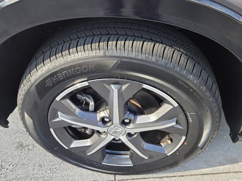 Certified 2024 Honda HR-V EX-L image 9